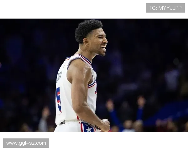 格莱姆斯重返76人签约一年870万资质报价引发关注