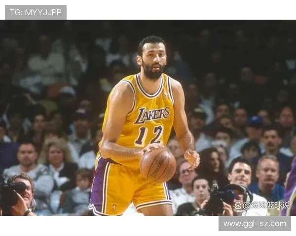 霍里评选湖人队史五大巨星：贾巴尔韦斯特奥尼尔科比与禅师的传奇之路